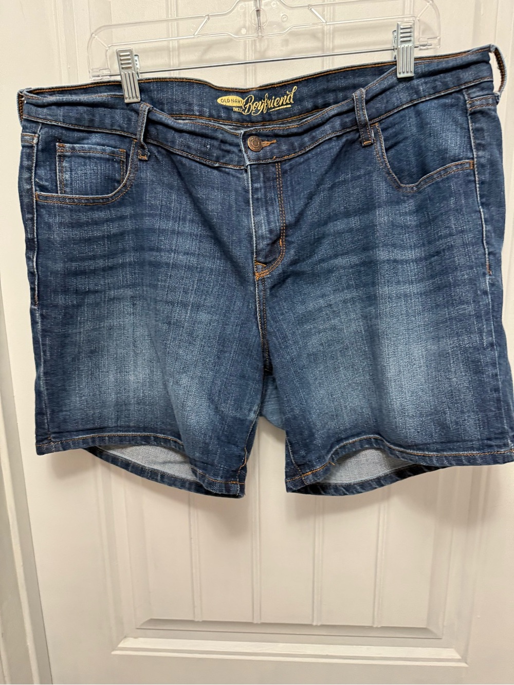 OLD NAVY Jean Shorts Size 16 Regular Womens Dark Wash (57-6)